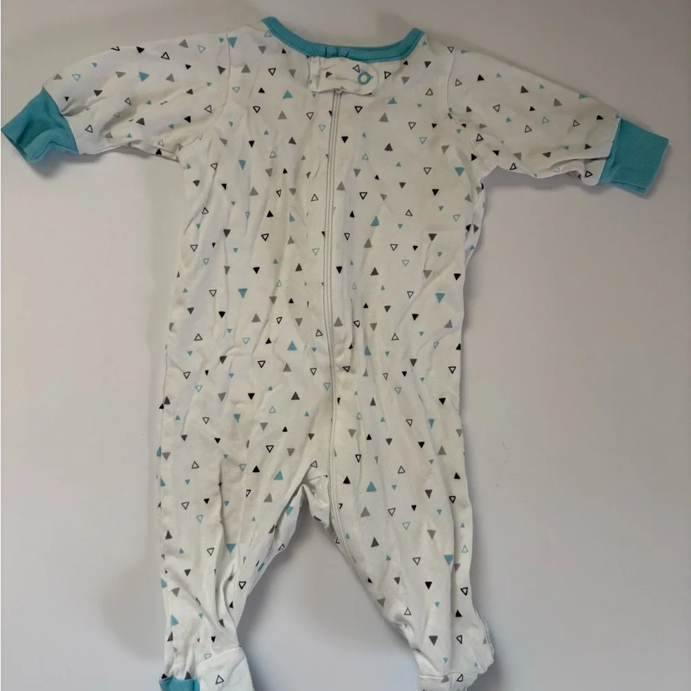 Cozy Kids Footies Set in Gray, Yellow, and White